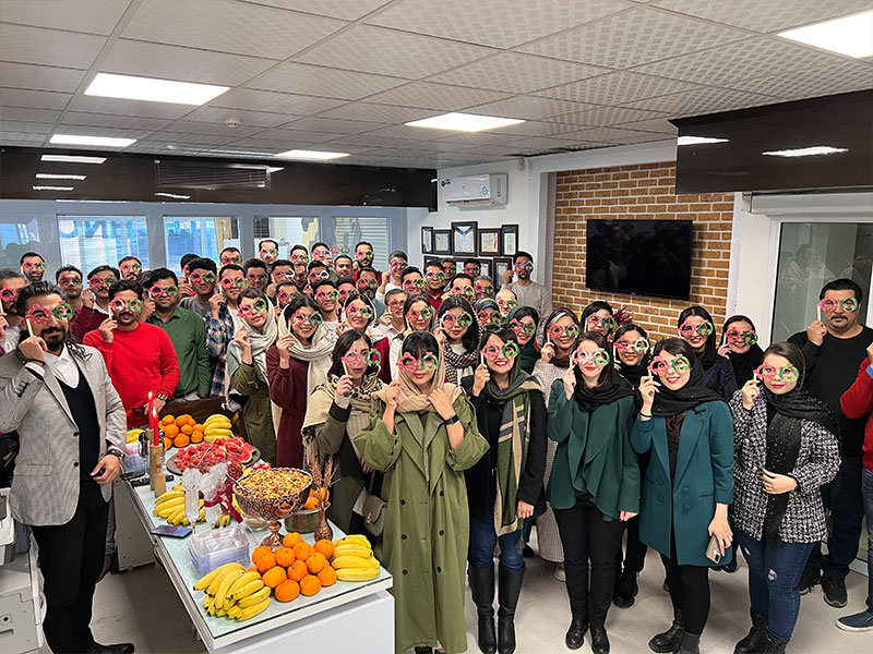 mahak-personnel-yalda-celebration-3